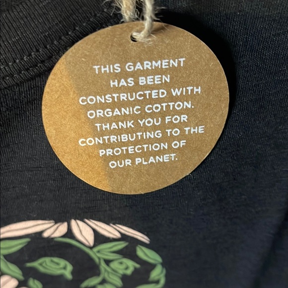 Dip Black T-Shirt w/Owl and Floral Art/chicken pen/Harriett Potter shirt bundle - Picture 4 of 7